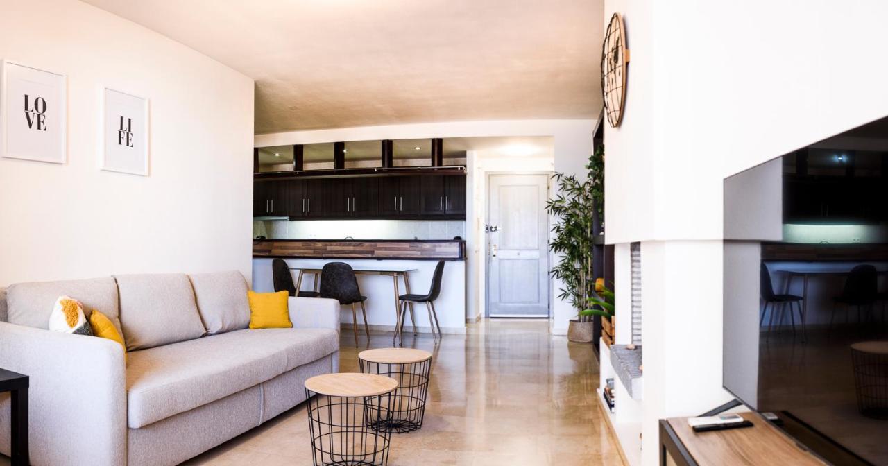 Estepona Marina With Sea Views, Pool And Parking Luaran gambar