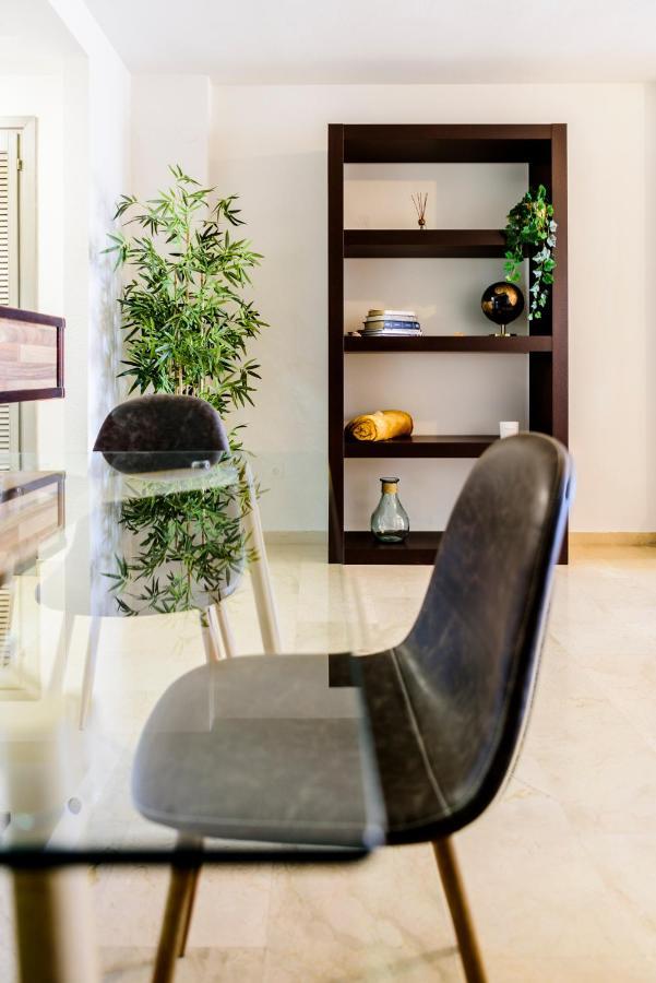 Estepona Marina With Sea Views, Pool And Parking Luaran gambar
